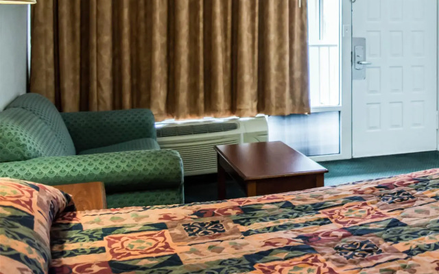 Rodeway Inn Clearwater - Largo