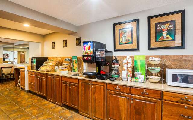 Quality Inn Mitchell I-90