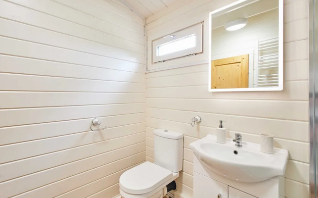 Host Stay Station House Cabin