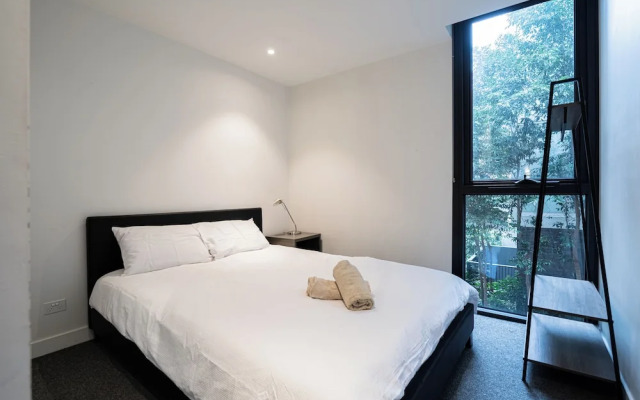 Kozyguru | Collingwood | 2B Townhouse