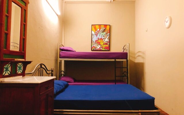 Backpacker Cozy Corner Guesthouse (SG Clean Certified)