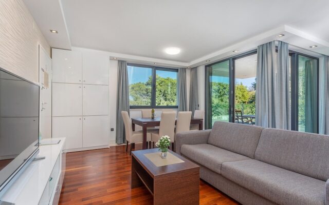 Awesome Home in Malinska With Wifi and 2 Bedrooms