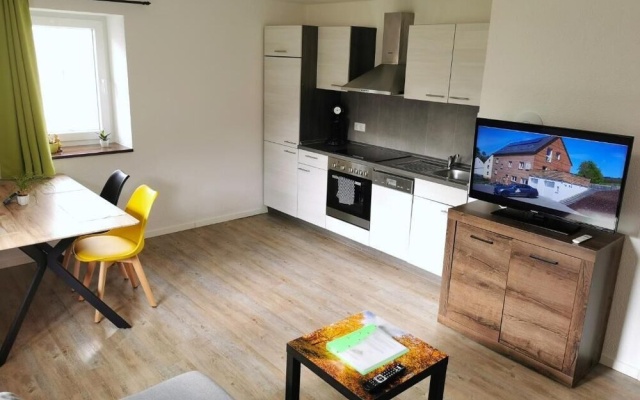 Pitlane Apartments by corents