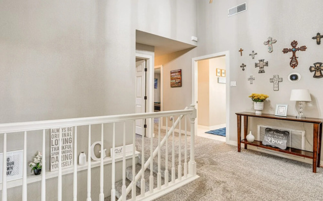 Seguin Riverfront Retreat: Fishing Dock + Kayaks!