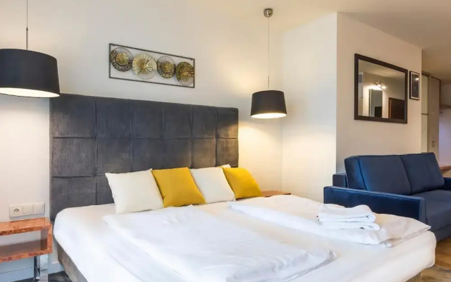 VacationClub - Sand Hotel Apartments