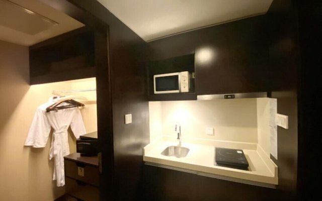 Howard Johnson Executive Suites Xuhui Shanghai