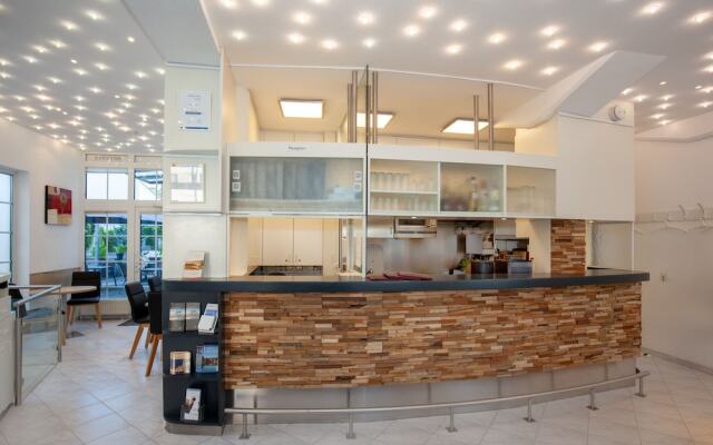 Relax Hotel & SPA Stuttgart