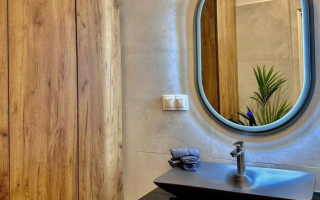 O&O GROUP -Classy Urban Haven Near Psyri