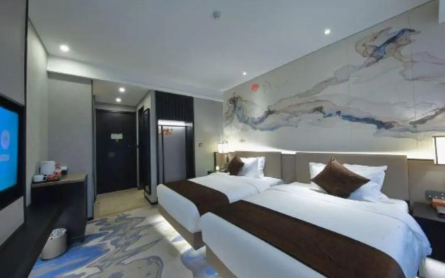 Rezen Dong Hotel (Xi'an Bell Tower Provincial Government Store)