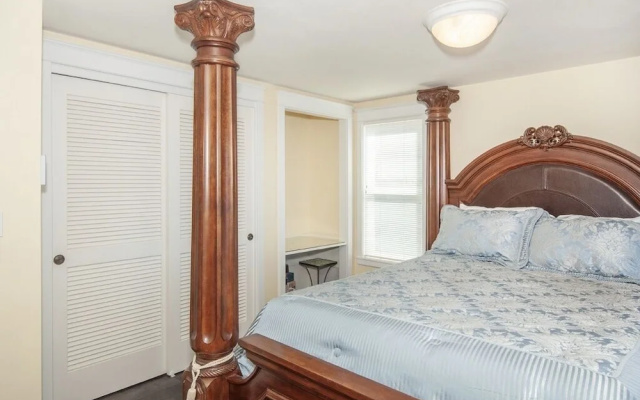 Pelican's Landing 2 Bedroom Home