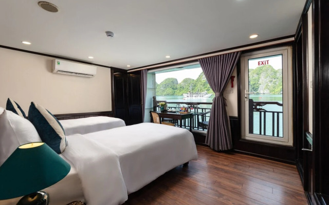 Santamaria Luxury Cruises