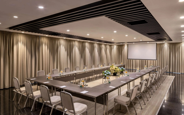 Radisson Blu Leogrand Hotel