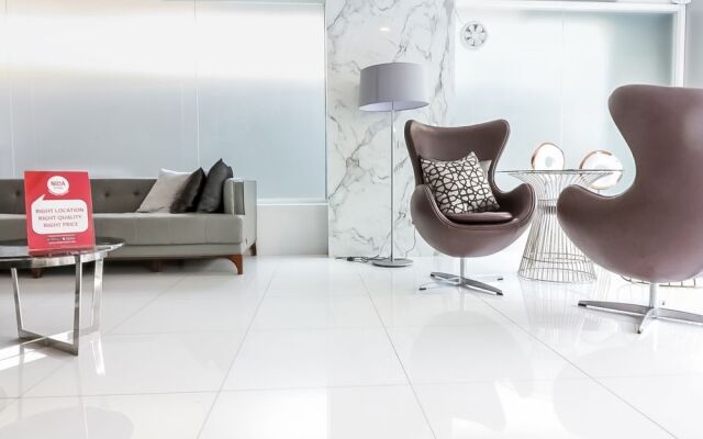 Nida Rooms Petchburi Crown 21 at Cubic Hotel