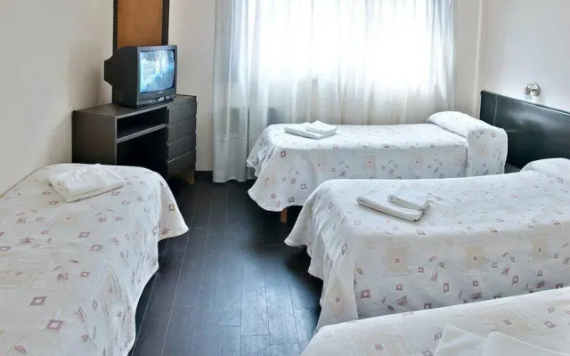 Cosmos Hotel