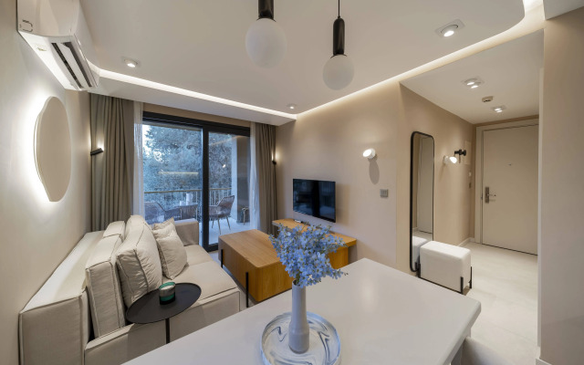 Helis Suites