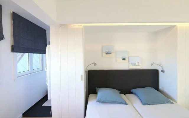 Apartment in Het Zoute With Sea Views