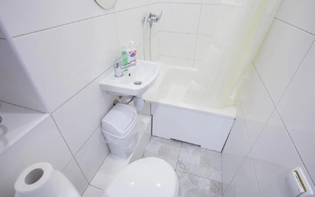 Modern studio beside metro Pushkinska, Universytet - Chernyshevska str. 95-7