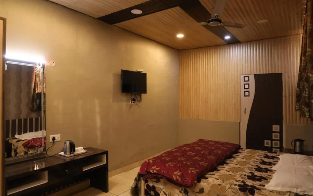 Hotel Moon And Restaurant