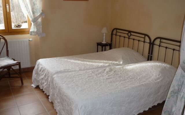 Oustaou Des Moulieres