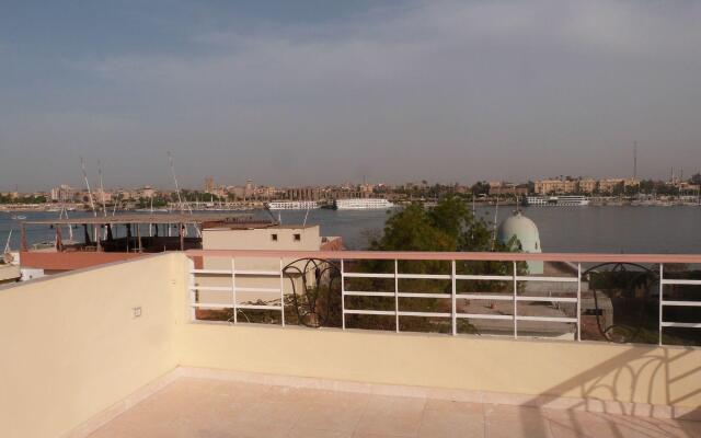 Nile Den Luxor