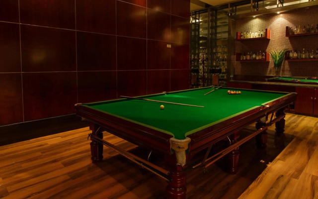 Grand Royal Hotel