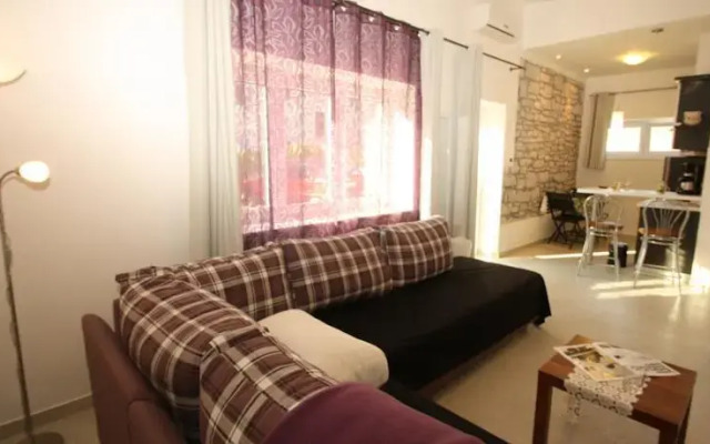 Studios Castropola