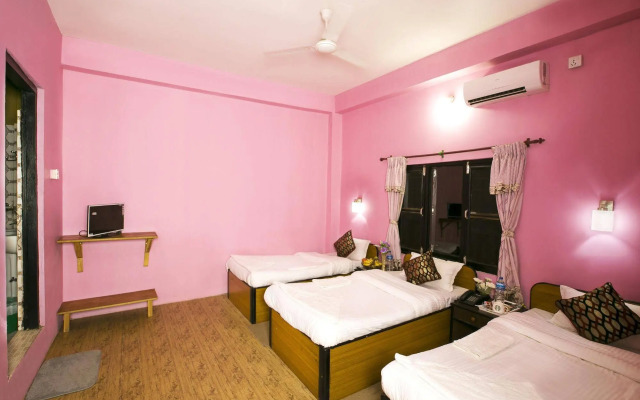 Sauraha Nana Hotel