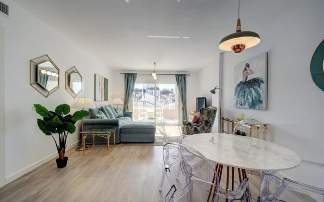 Albatross Hills, La Campana