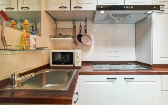StarLive Apartment - Moonlight
