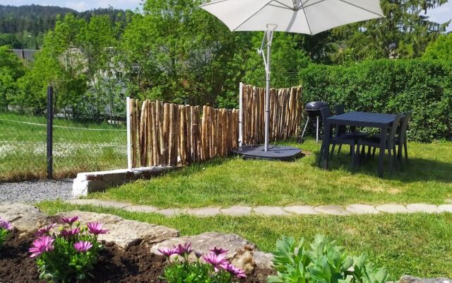 Serene Holiday Home in Han-sur-lesse With Garden