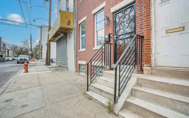 Philadelphia Gem: Walk to Temple University