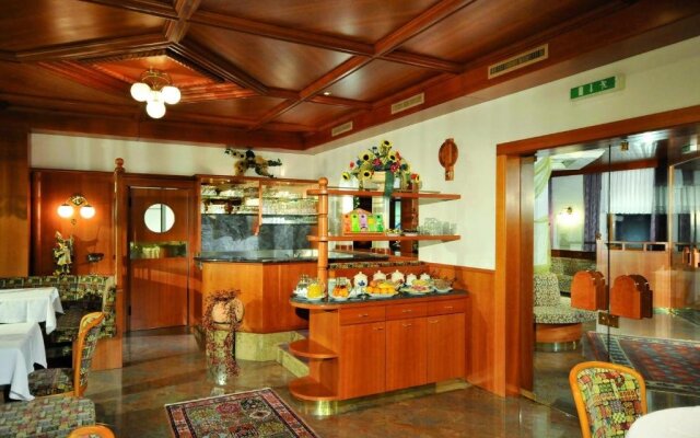Aparthotel Monte
