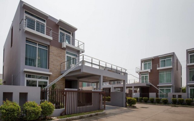 Golden Sea Pool Villa @Hua Hin