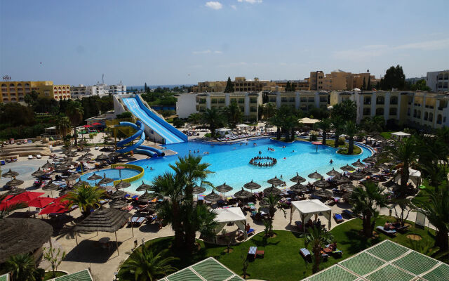 Soviva Resort - Families Only