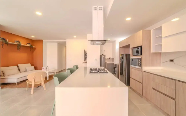 w Charming 3BR w Amazing Deco in Medellin