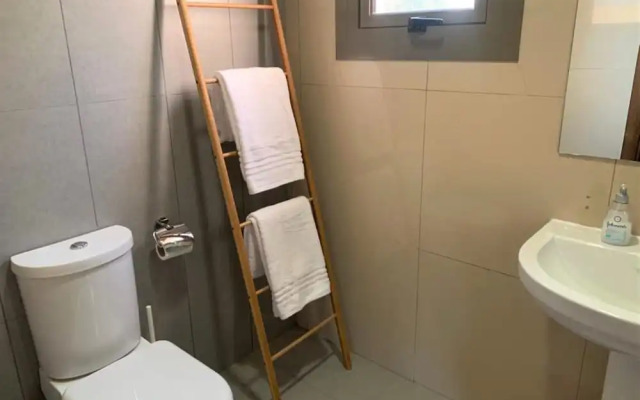 Fairways Villa at Al Hamra Village