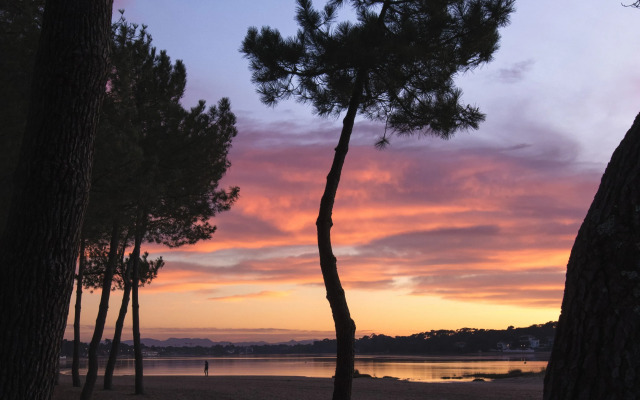 Résidence Hôtelière les Acanthes