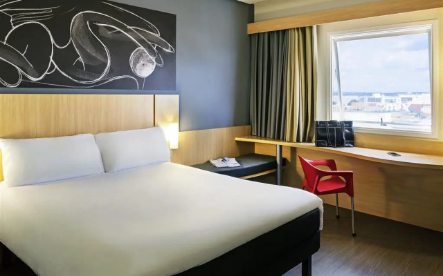 Ibis Imperatriz