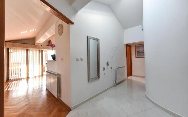 Luxury Apartment Sandra