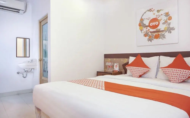 OYO 577 Ndalem Pundhi Guest House