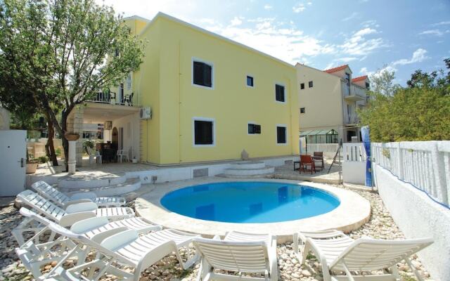Stunning Home in Korcula With Wifi and 6 Bedrooms