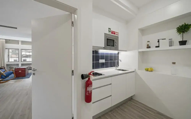 Drapes Design Apartments II by An Island Apart
