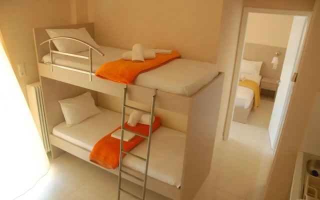 Eleni Kandilari Rooms