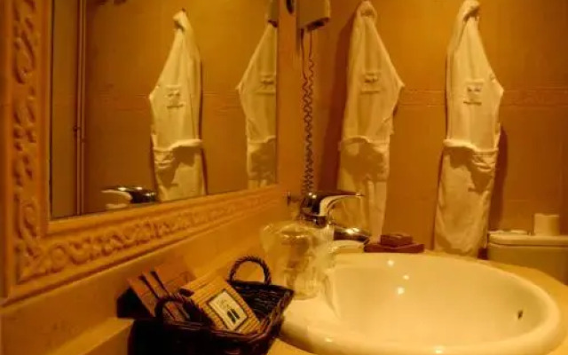Petit Hotel