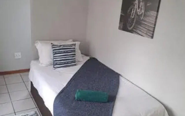 Honey Bee Guesthouse