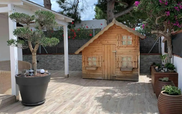 Lovely house near the beach