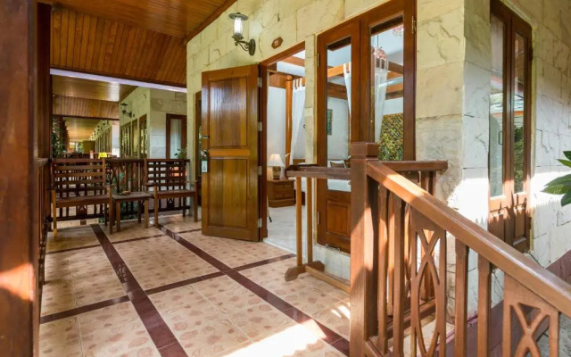 Long Beach Lodge