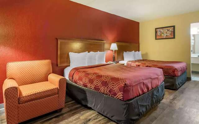 Super 8 by Wyndham Perrysburg/Toledo