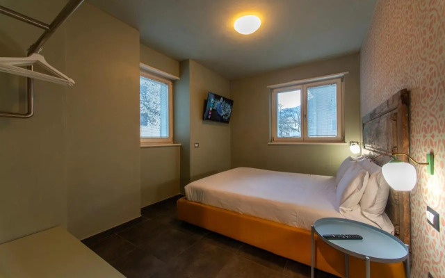 YUGOGO MILANO 25 Trento Centro