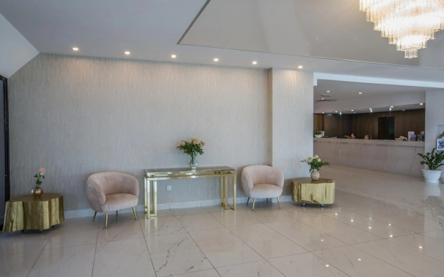 Silver Sands Beach Hotel